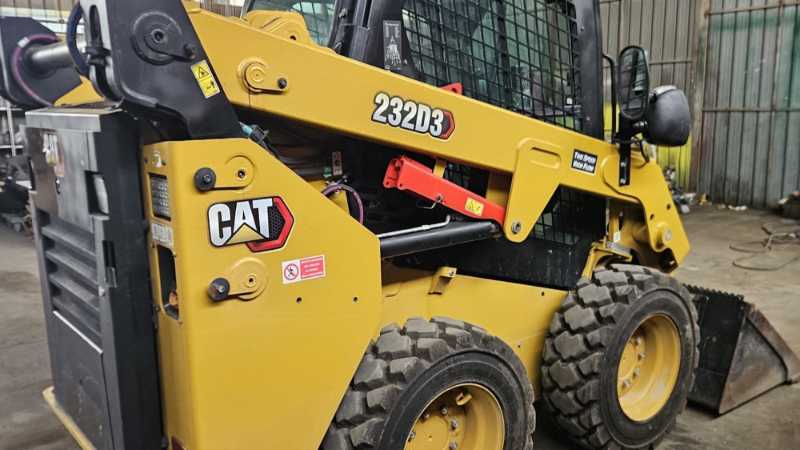 OmecoHub - CATERPILLAR 232D3